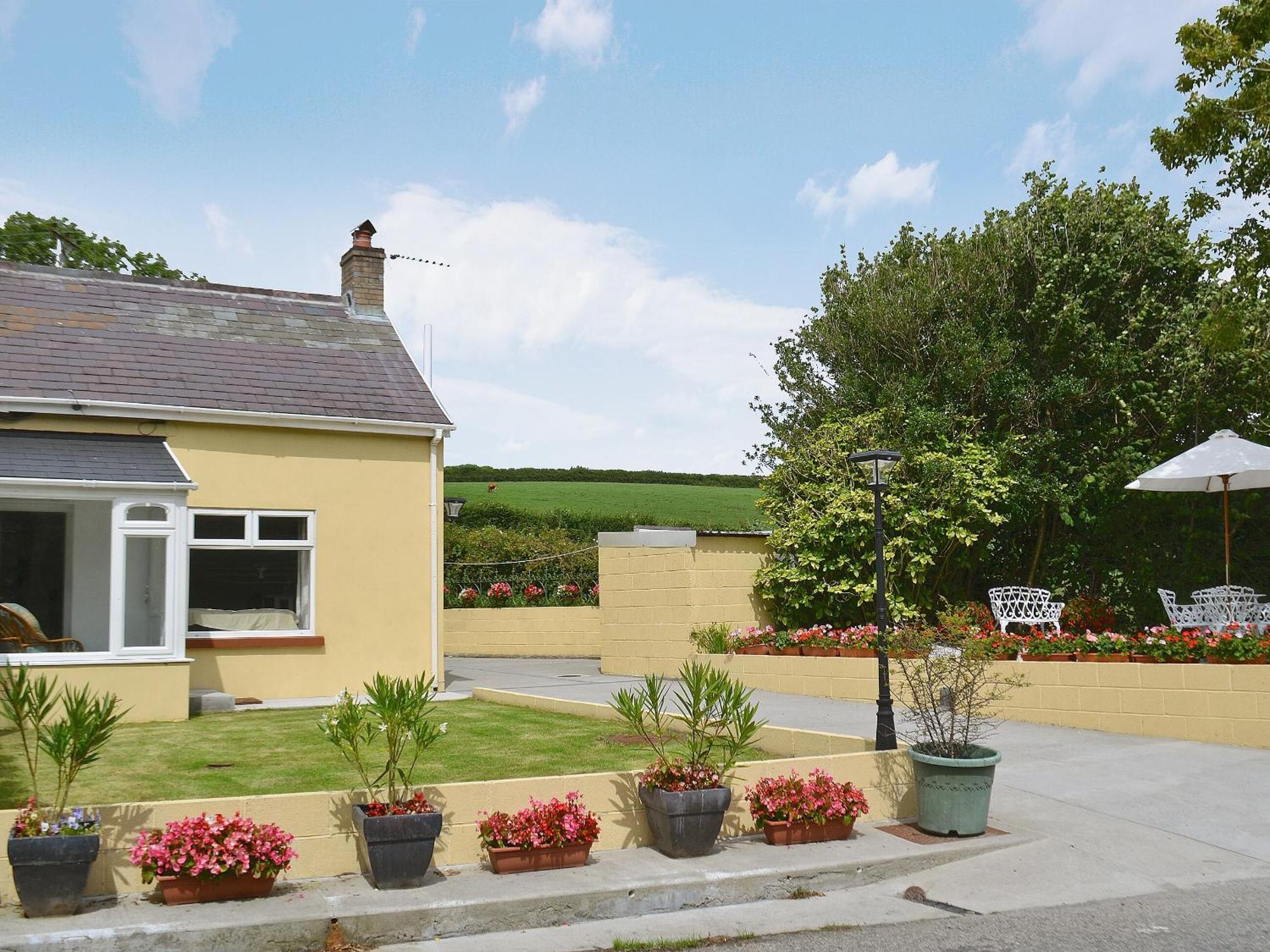 Bont Cottage Kidwelly Экстерьер фото